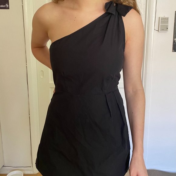 Urban Outfitters Wrap Romper - Picture 1 of 2